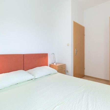 Apartment Cvijic Beige Punat Εξωτερικό φωτογραφία