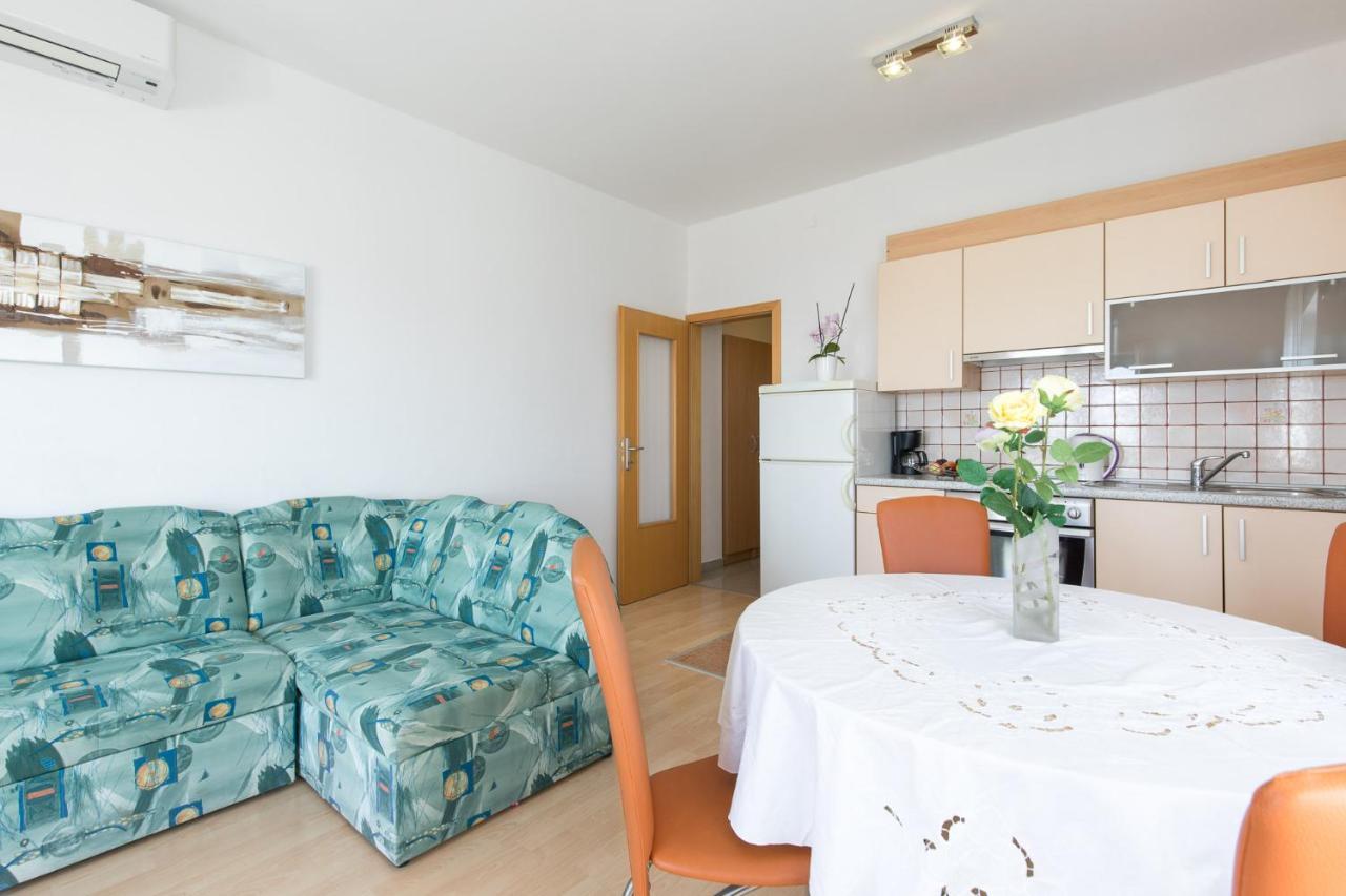 Apartment Cvijic Beige Punat Εξωτερικό φωτογραφία